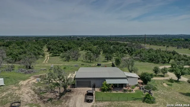 2178 S RANCH ROAD 783 Harper, TX 78631