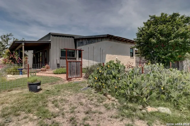 2178 S RANCH ROAD 783 Harper, TX 78631