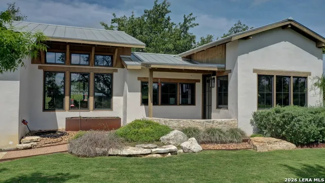 2178 S RANCH ROAD 783 Harper, TX 78631