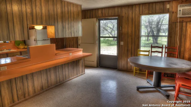154 Weston Leakey, TX 78873