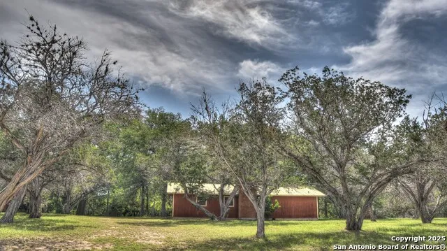 154 Weston Leakey, TX 78873
