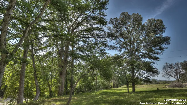 154 Weston Leakey, TX 78873