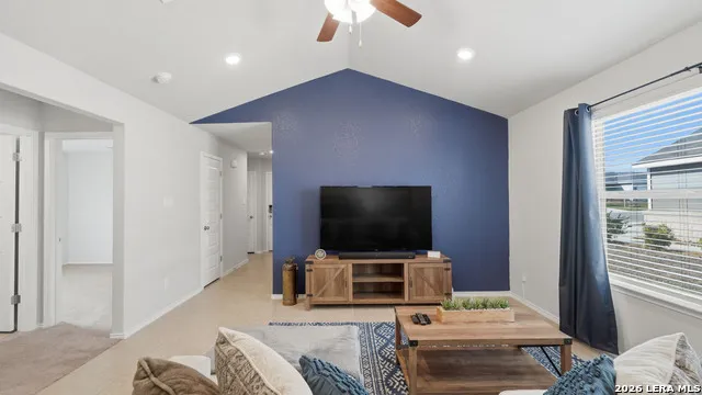 2513 Hiddenbrooke Trace Seguin, TX 78155