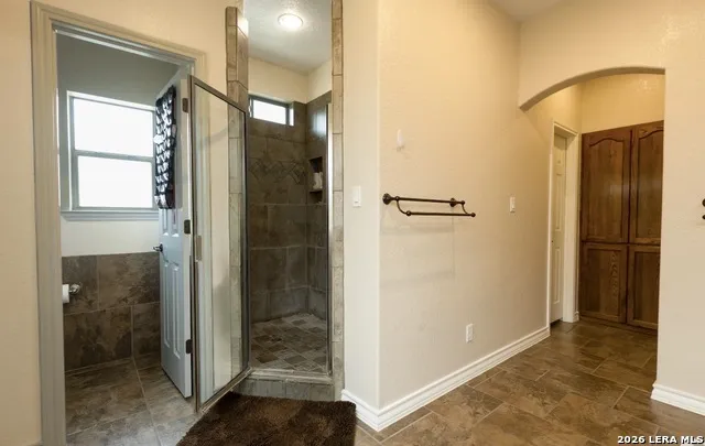 518 Jack Nickolaus Devine, TX 78016