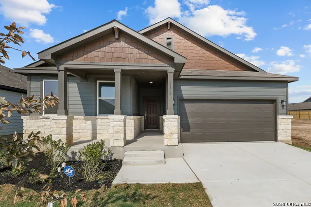2532 Heritance Pass Seguin, TX 78155