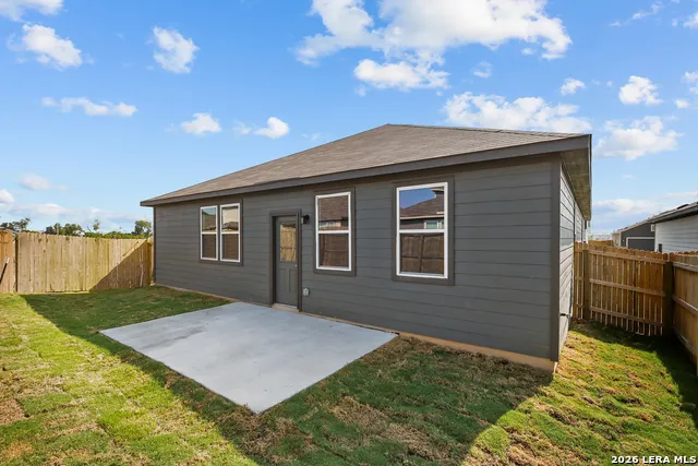 2532 Heritance Pass Seguin, TX 78155