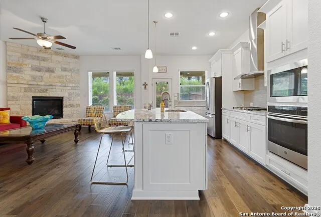 6918 Bella Verso San Antonio, TX 78256