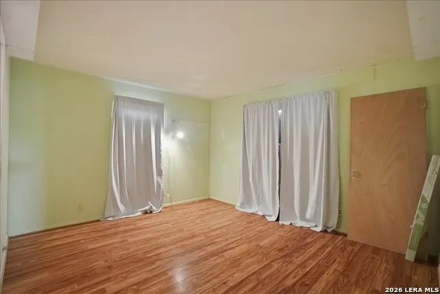 201 S ALTA VISTA ST Beeville, TX 78102