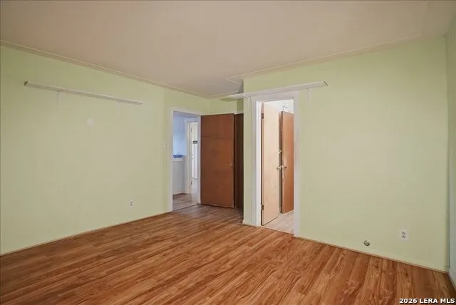 201 S ALTA VISTA ST Beeville, TX 78102