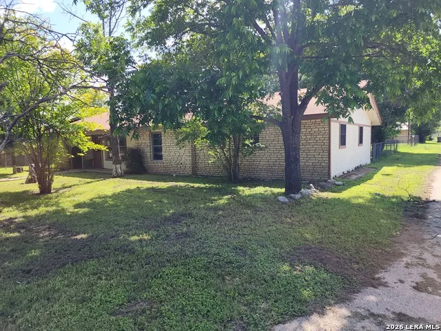 235 12TH ST Junction, TX 76849