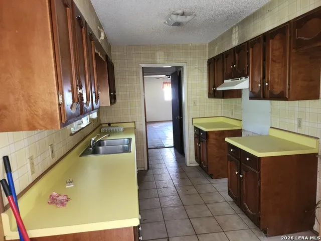 235 12TH ST Junction, TX 76849