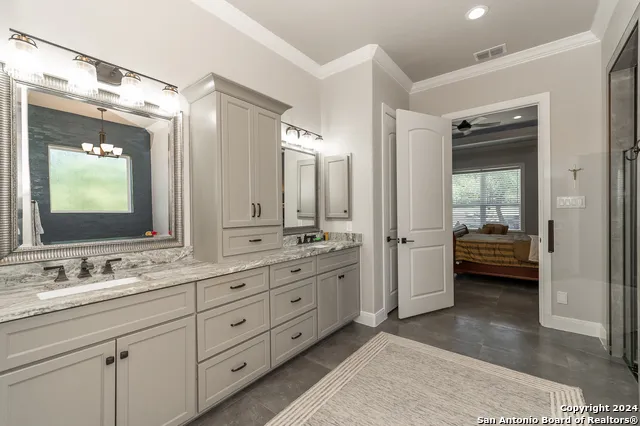 221 BENTWOOD DR Spring Branch, TX 78070