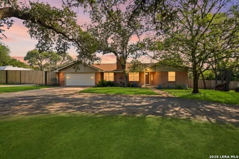 202 MESA ALTA ST