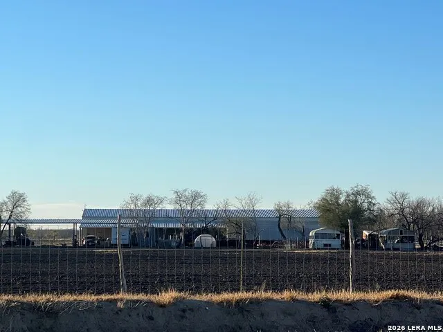 0000 Silver Bridge Rd Quemado, TX 78877