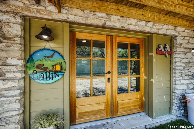 520 Lake Forest Canyon Lake, TX 78133