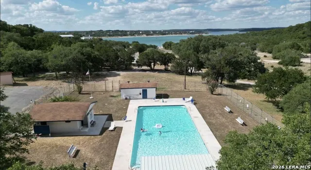 520 Lake Forest Canyon Lake, TX 78133