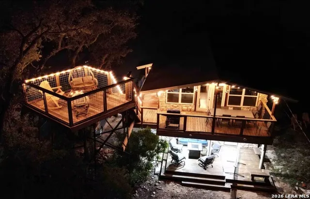 520 Lake Forest Canyon Lake, TX 78133