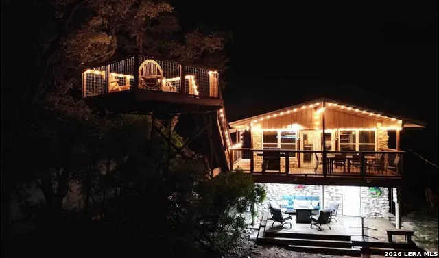 520 Lake Forest Canyon Lake, TX 78133
