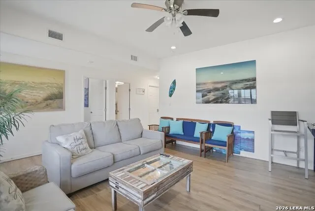 1028 CHANNEL VISTA DR Port Aransas, TX 78373