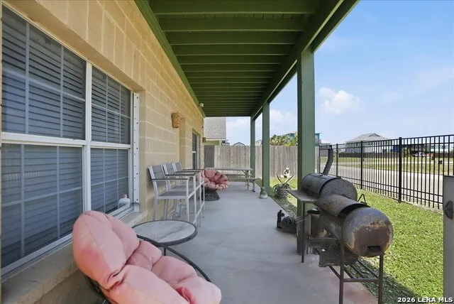 1028 CHANNEL VISTA DR Port Aransas, TX 78373