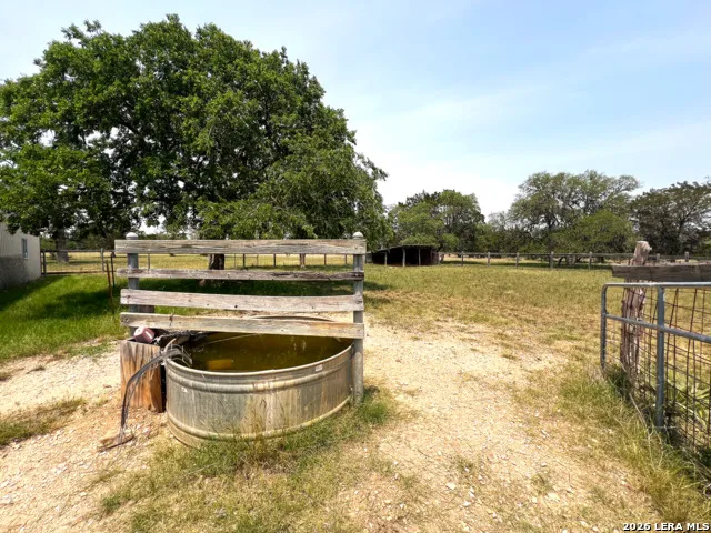 1220 flying t ranch Bandera, TX 78003