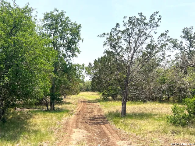 1220 flying t ranch Bandera, TX 78003