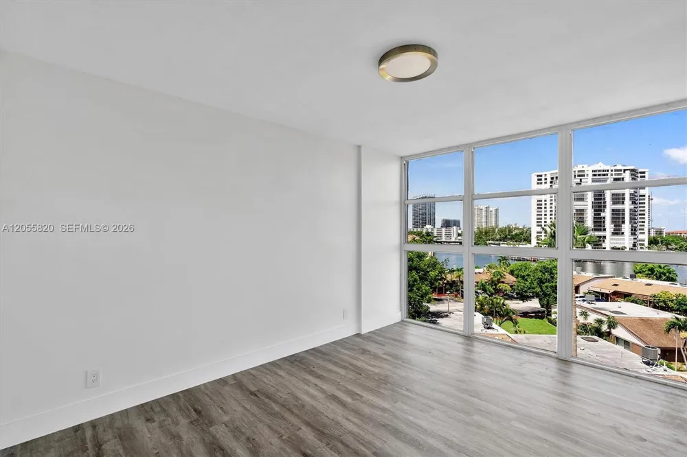 200 Leslie Dr #631 Hallandale Beach, FL 33009