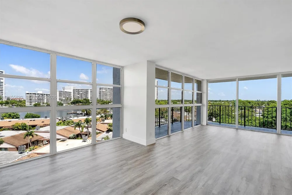 200 Leslie Dr #631 Hallandale Beach, FL 33009