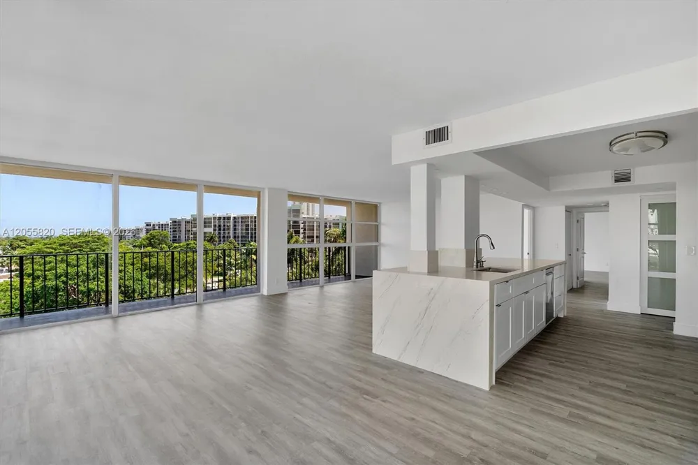 200 Leslie Dr #631 Hallandale Beach, FL 33009