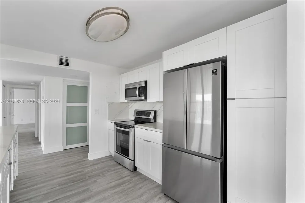 200 Leslie Dr #631 Hallandale Beach, FL 33009