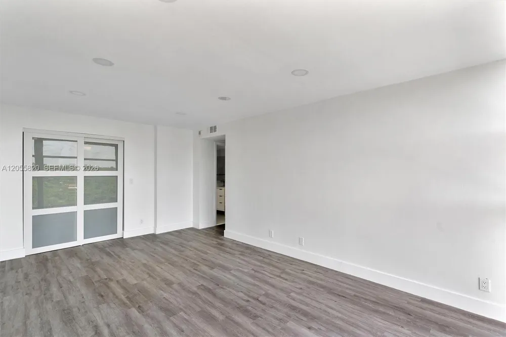 200 Leslie Dr #631 Hallandale Beach, FL 33009