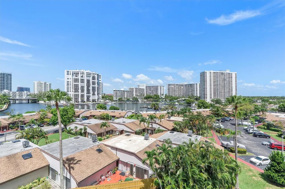 200 Leslie Dr #631 Hallandale Beach, FL 33009