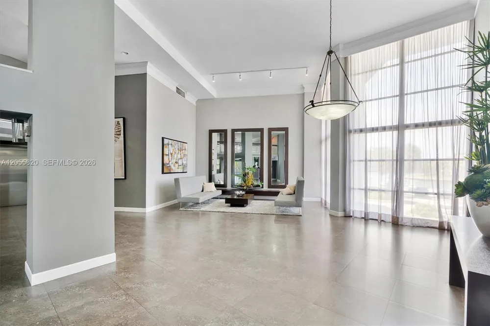200 Leslie Dr #631 Hallandale Beach, FL 33009