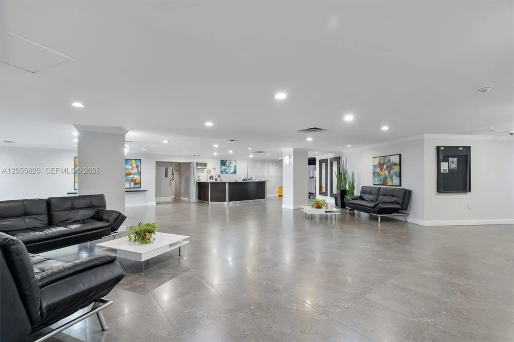 200 Leslie Dr #631 Hallandale Beach, FL 33009