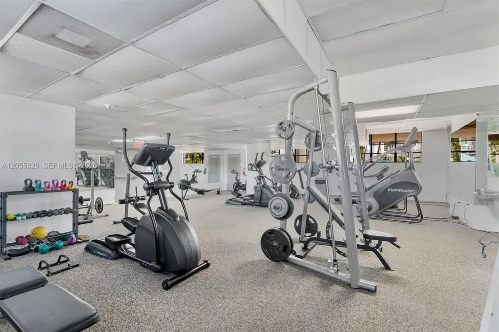 200 Leslie Dr #631 Hallandale Beach, FL 33009