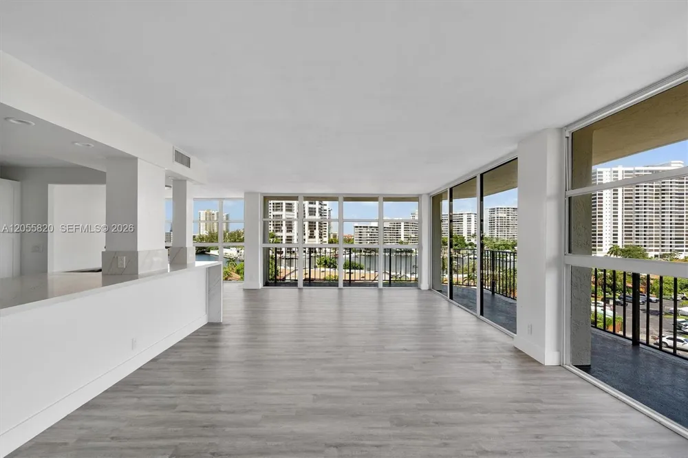 200 Leslie Dr #631 Hallandale Beach, FL 33009