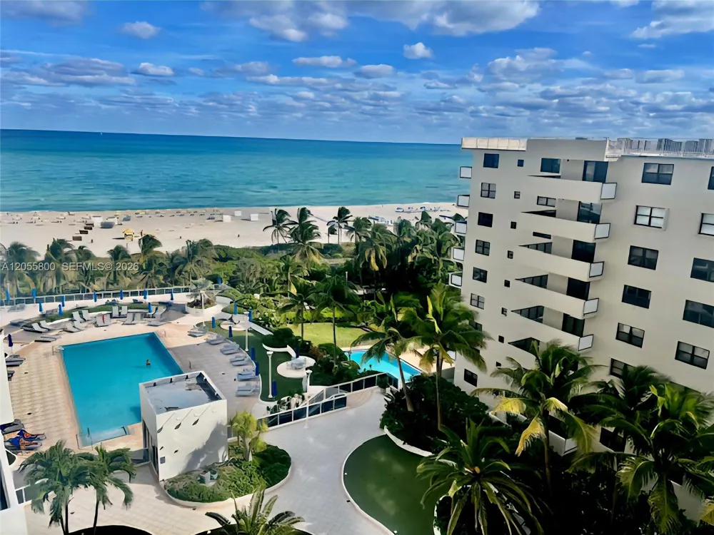 100 Lincoln Rd #1030 Miami Beach, FL 33139