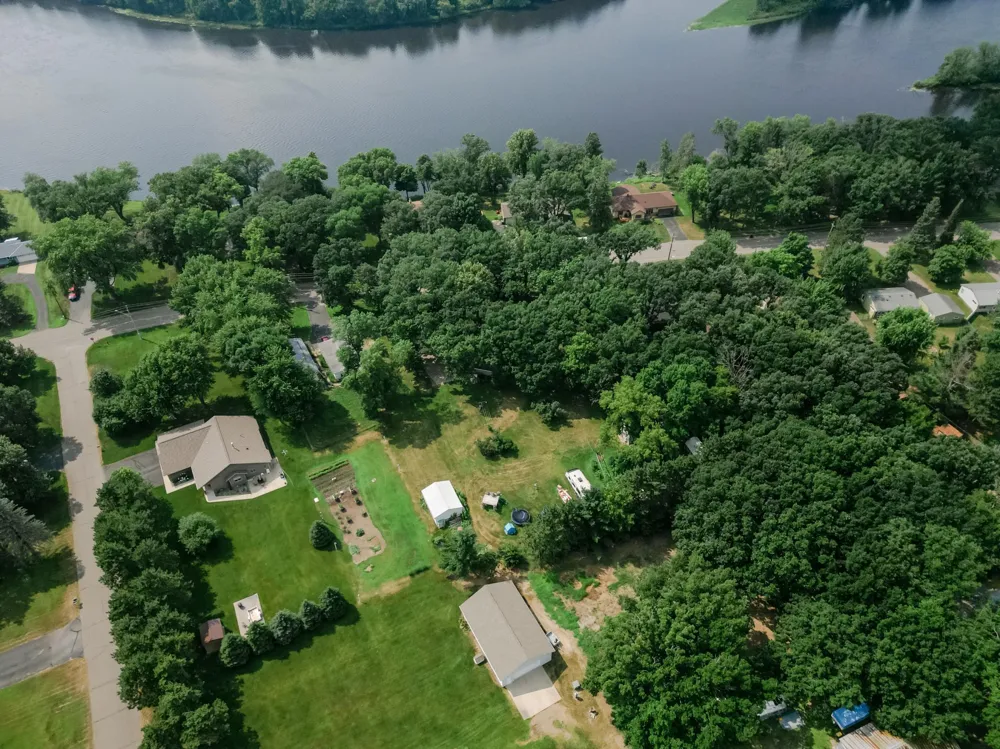 17252 Riverwood Drive Little Falls, MN 56345