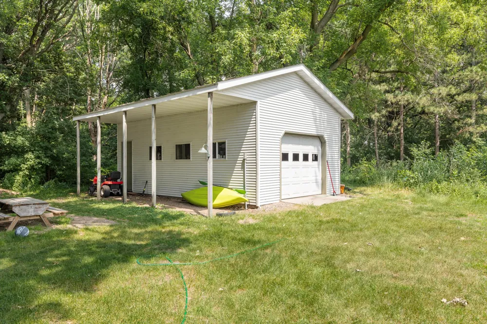 17252 Riverwood Drive Little Falls, MN 56345