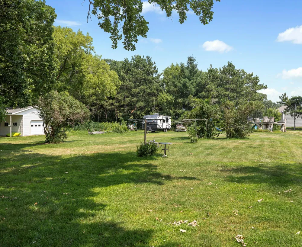 17252 Riverwood Drive Little Falls, MN 56345