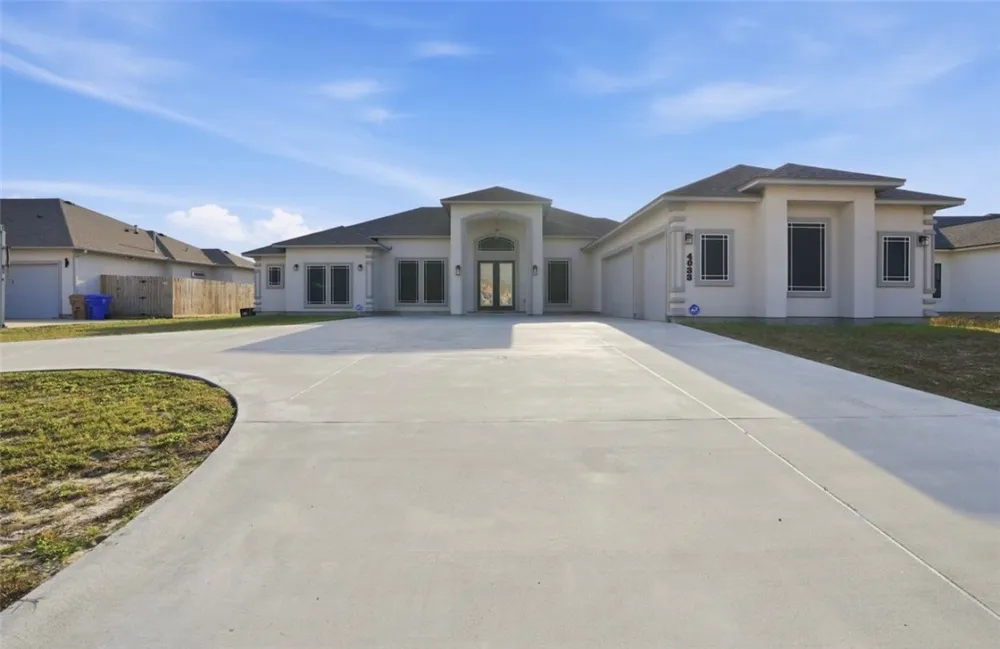 4033 Ranch Lake Drive Corpus Christi, TX 78413