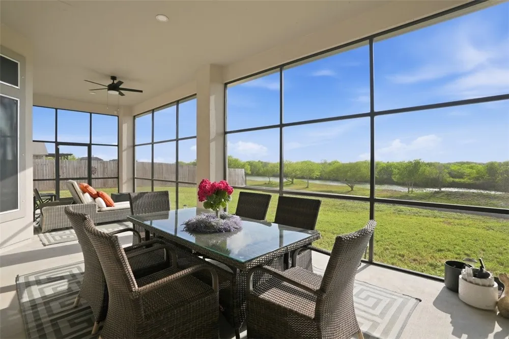 4033 Ranch Lake Drive Corpus Christi, TX 78413