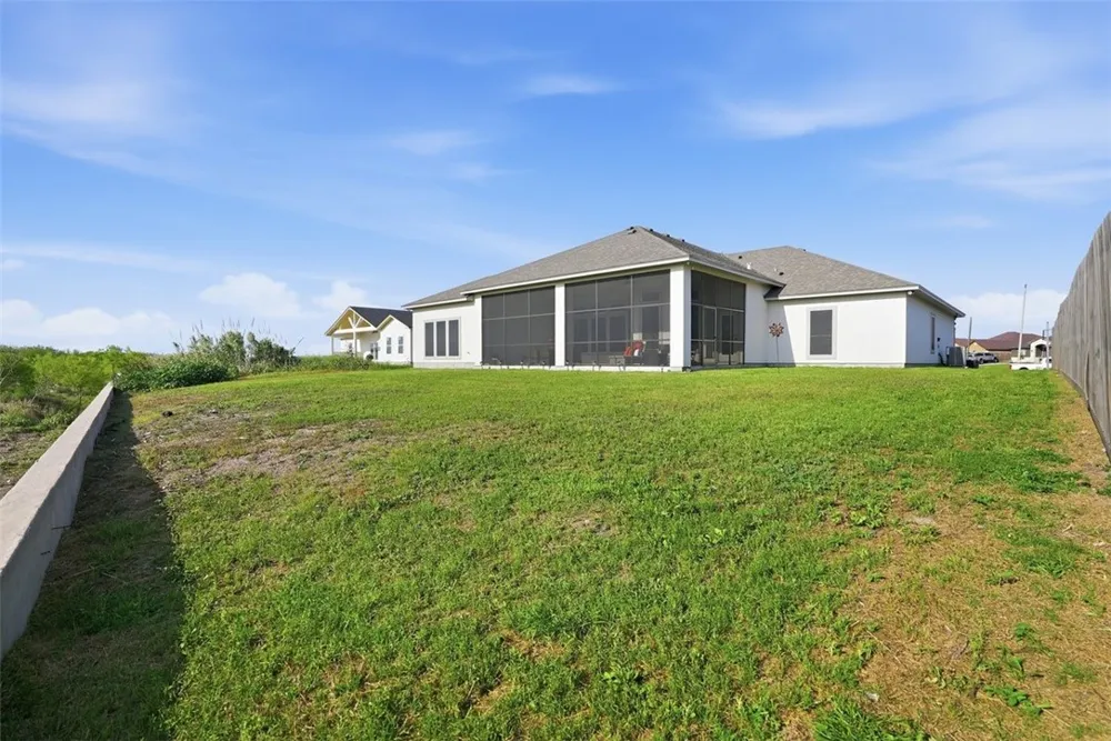 4033 Ranch Lake Drive Corpus Christi, TX 78413