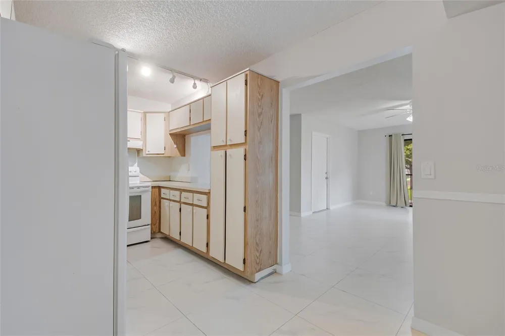 8201 SUN SPRING CIRCLE #C2 Orlando, FL 32825