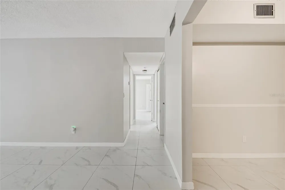 8201 SUN SPRING CIRCLE #C2 Orlando, FL 32825