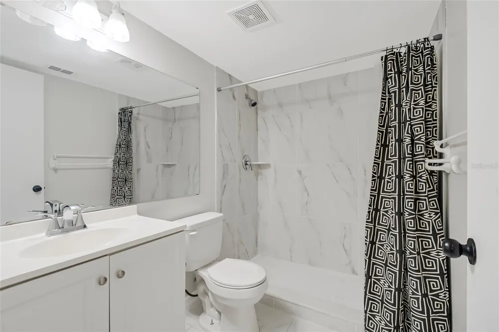 8201 SUN SPRING CIRCLE #C2 Orlando, FL 32825
