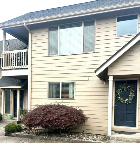 1310 River Road #13