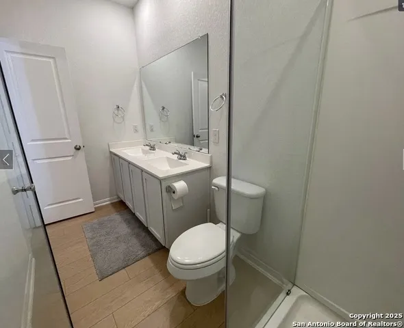 340 Kenai Dr Kyle, TX 78640