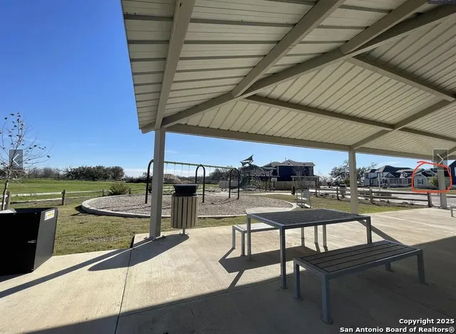 340 Kenai Dr Kyle, TX 78640