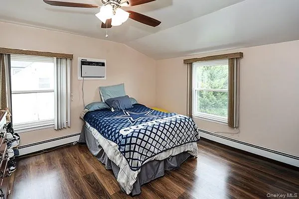 56 Haven Lane Levittown, NY 11756